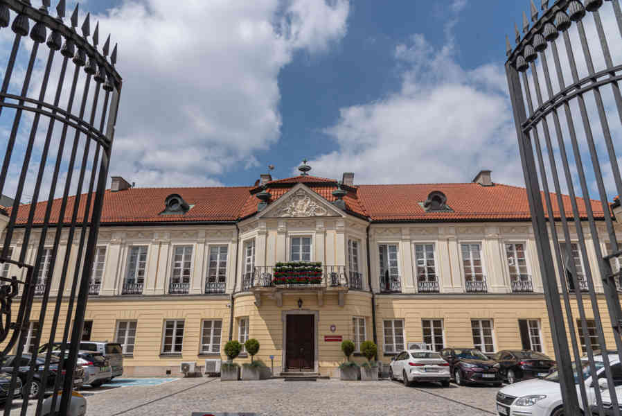 Polonia - Varsovia 189 - ministerio de Deportes y Turismo.jpg